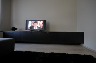 TV meubel gemaakt in eik fineer