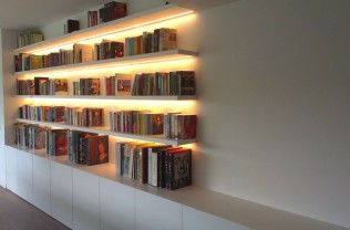 Boekenkast met ledverlichting